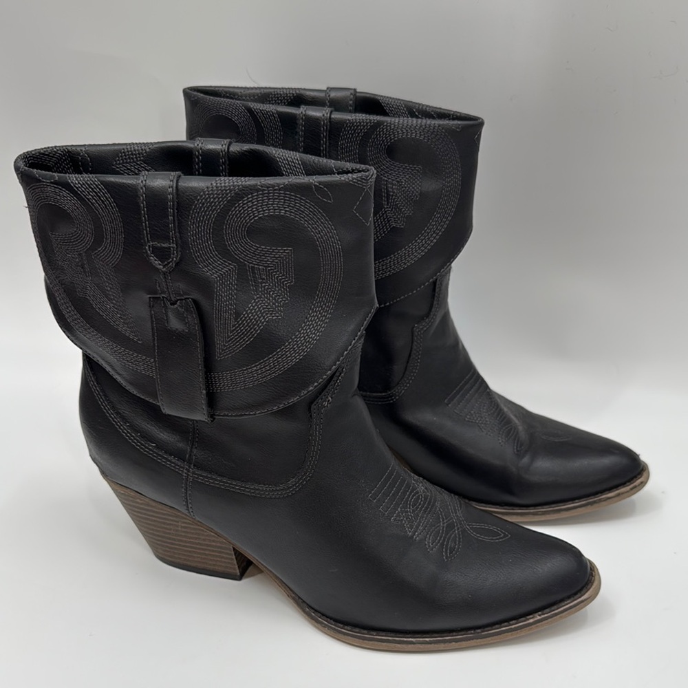 BONGO “Jacey” Black Heeled Western Boots and Fold Over Style Shaft Size 11